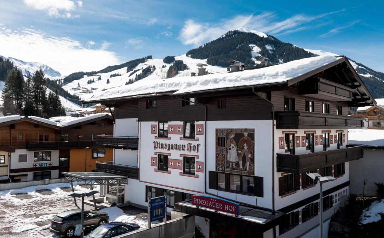 Hotel Pinzgauerhof - Inclusive Evening Dinner Saalbach-Hinterglemm Exteriör bild